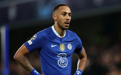 Chelsea "ngậm đắng nuốt cay", trả tiền để tống khứ Aubameyang