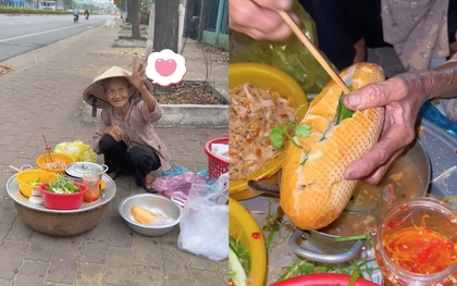 Hàng bánh mì "rẻ nhất Việt Nam": 5k/ổ đầy ắp nhân và câu chuyện cảm động phía sau