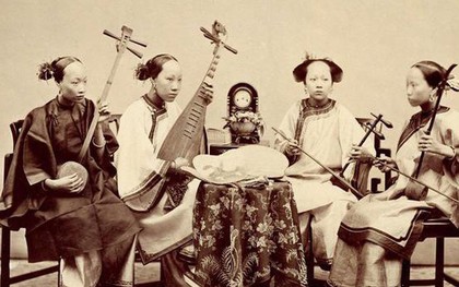 Cận cảnh phụ nữ nhà Thanh cách đây 150 năm: Đôi chân “cực phẩm” khác xa phim ảnh