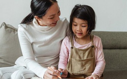 Những gia đình có con thành đạt, cha mẹ thường có 9 điểm chung