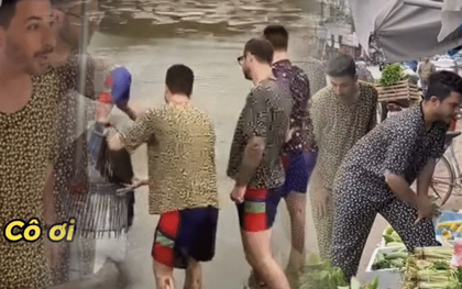 Độc lạ 4 chàng trai Tây mặc đồ bộ du lịch Việt Nam, hết đi chợ trả giá đến lội ruộng khiến netizen ngỡ ngàng: “Thế này thì hoà tan luôn rồi!”