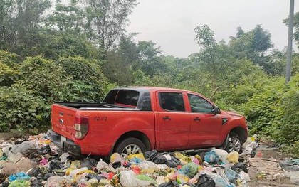 Xôn xao thông tin đưa ô tô đi rửa, hôm sau ra bãi rác lấy xe đã hư hỏng