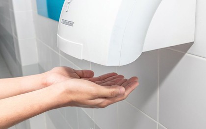 Thí nghiệm gây sốc cho thấy điều xảy ra với 1 thiết bị quen thuộc trong toilet: Chuyên gia cảnh báo ngừng sử dụng