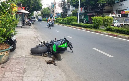 TPHCM: Thanh niên đi mô tô Z1000 văng lên vỉa hè nguy kịch