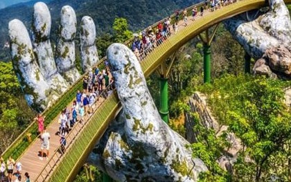 Sợ "cháy" chỗ mùa cao điểm, khách đặt tour hè trước cả tháng