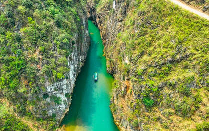 Phát hiện hẻm đá hoang sơ trên sông Nho Quế, Hà Giang đẹp như phim Hollywood