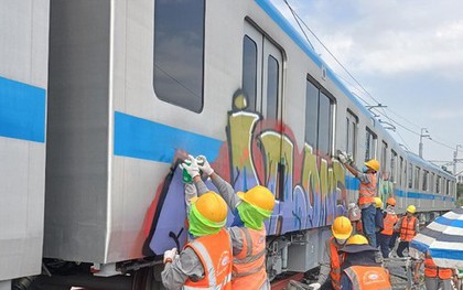 Vẽ bậy tàu metro, khó tìm thủ phạm, chưa có tiền lệ xử lý