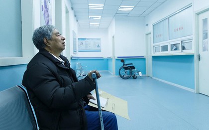 Về già có 2 căn nhà và lương hưu 50 triệu đồng/tháng, người đàn ông vẫn thấy bi kịch: "Giá như không có nhiều tiền đến vậy"