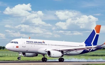 44 khách phải rời khỏi máy bay Pacific Airlines vì quá nóng