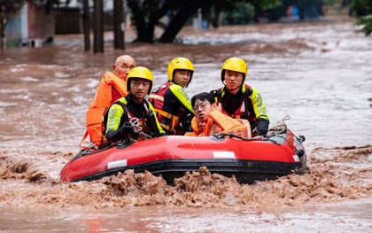 Nóng thiêu đốt và mưa kỷ lục, châu Á "quay cuồng" vì khủng hoảng khí hậu