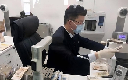 Chuyển khoản lần 2 cho khách số tiền gần 60 triệu, hơn 3 năm sau ngân hàng mới phát hiện nhưng không đòi lại được vì một nguyên do