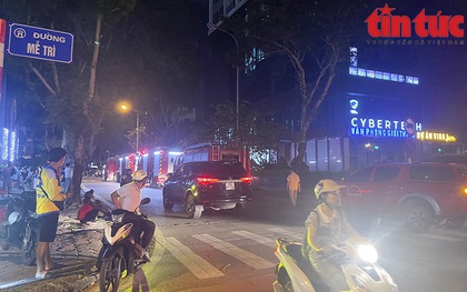 Cháy căn hộ tầng 25 tòa chung cư đường Mễ Trì khiến người dân hoảng loạn