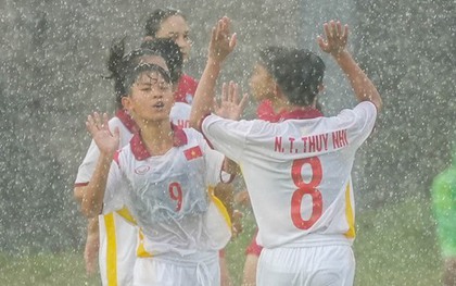 U19 nữ Việt Nam dội mưa bàn thắng trước U19 Singapore