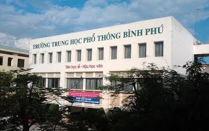 Bị review bán đồng phục, ép mua ba lô: Hiệu trưởng Trường THPT Bình Phú nói do nhân viên làm sai!