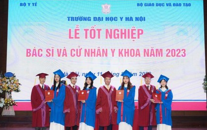 Khóa tuyển sinh có điểm chuẩn cao nhất lịch sử Trường ĐH Y Hà Nội tốt nghiệp