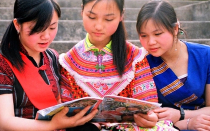Ra trường nhiều năm vẫn "ôm bằng" đợi, sinh viên cử tuyển bỏ về làm ruộng, sửa điện