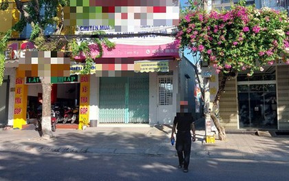 Phát hiện chuyện đau lòng trong ngôi nhà phát ra mùi hôi thối