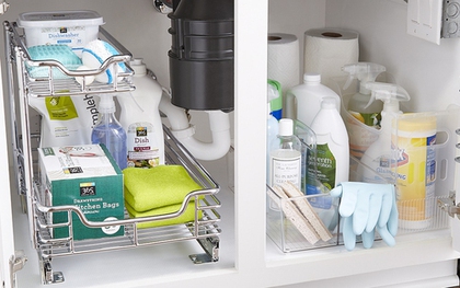 5 món đồ dùng giúp bạn lưu trữ dưới bồn rửa bát rất hiệu quả