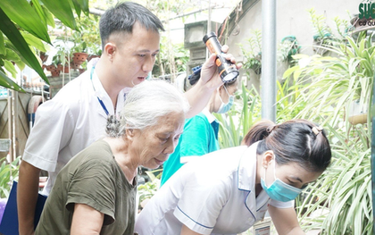 Số ca mắc sốt xuất huyết ở Hà Nội tăng sốc, nhiều ca nặng nhập viện