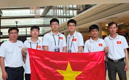 Học sinh Việt Nam giành 4 huy chương Olympic Tin học quốc tế