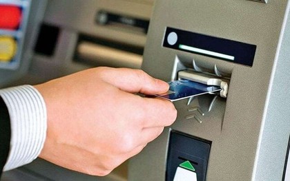 Những lưu ý quan trọng khi rút tiền bằng thẻ ATM