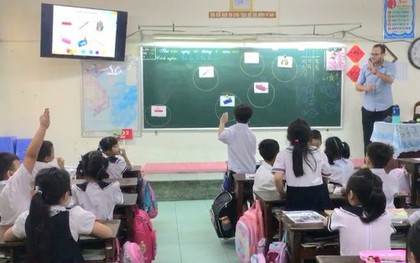 Đà Nẵng: Chèn môn học xã hội hóa vào buổi chính khóa, trò lủi thủi ra ngoài nhìn các bạn học