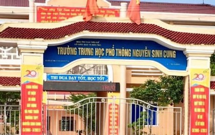Lộ đề thi học kỳ toàn tỉnh Thừa Thiên - Huế: Kỷ luật hiệu trưởng một trường THPT