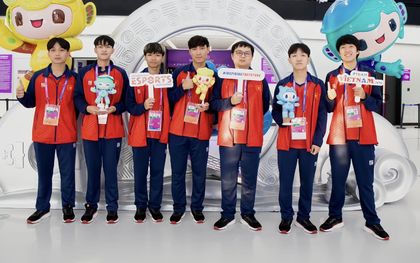 Đội LMHT Việt thất bại trước Đài Bắc Trung Hoa, fan VCS vẫn có thái độ khác thường