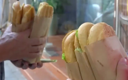 Phở và bánh mì vào danh sách "Món ăn nhất định phải thử trong đời"