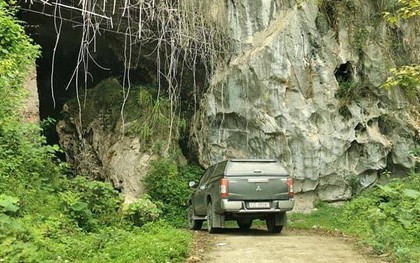 Hang động trong núi ở nơi cách Hà Nội hơn 100km, du khách nhận xét tới đây "ngỡ như đi xuống địa ngục"