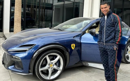 Ronaldo vung tiền tậu siêu xe trị giá 12 tỷ, mặc luôn đồ hiệu để "flex" cùng