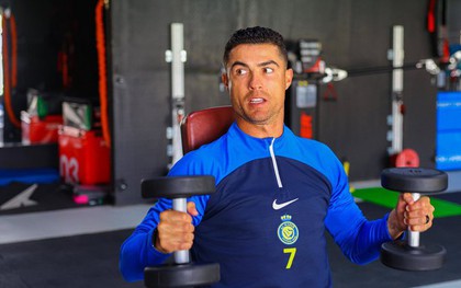 Ronaldo có nguy cơ lỡ hẹn với Messi