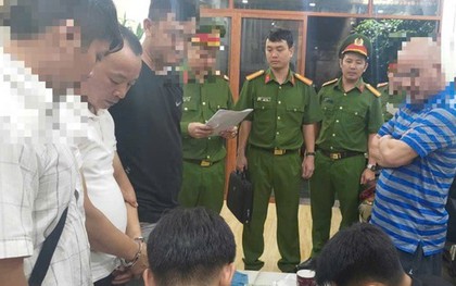 Người bán cháo lòng “nổ” là "Cục phó C02" lừa trùm cát tặc hàng tỉ đồng