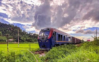 Chuyến tàu đi 160km, vé chỉ từ 60.000 đồng: Du khách trầm trồ vì đích đến từng đón nguyên thủ nổi tiếng