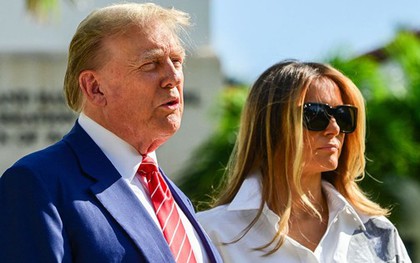 Lần đầu ông Trump tán tỉnh bà Melania