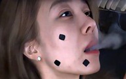 Nữ diễn viên bị chỉ trích khi thản nhiên livestream hút thuốc