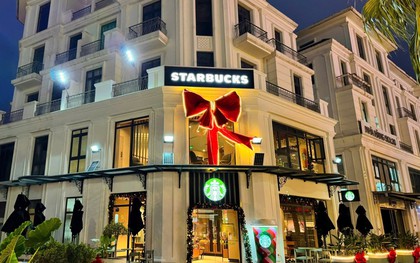 Vì sao Starbucks Việt Nam lại quyết định mở cửa hàng ồ ạt và phủ đến 16 tỉnh thành trong giai đoạn kinh tế khó khăn?