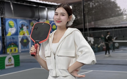 Đã tìm ra mỹ nhân mặc đẹp nhất làng pickleball, Hà Nội trời rét căm căm vẫn lên đồ ra sân "phẩy vợt"