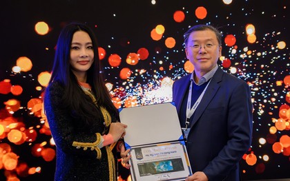 Một người Việt vừa chi 3,5 tỷ mua chiếc TV đắt nhất của Samsung