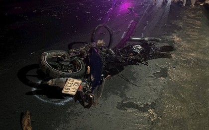 Ô tô va chạm xe máy trên Quốc lộ 14, hai người chết tại chỗ