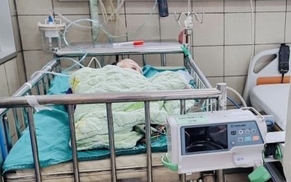 Bác sĩ thực hiện 2 cuộc phẫu thuật cứu em bé 1 ngày tuổi bị dị tật tim