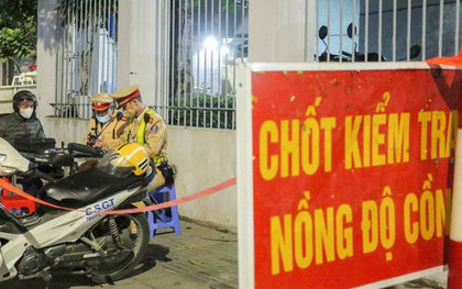 Hà Nội: Sau tiệc tất niên, nhiều “ma men” bị phạt hàng triệu đồng khi ra đường