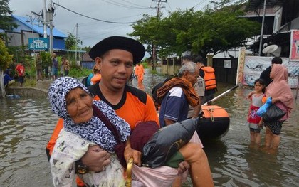 Indonesia: Mưa lớn gây lũ lụt, 26 người chết và mất tích