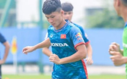 U23 Việt Nam loại 1 cầu thủ