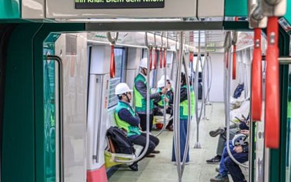 Bên trong tàu Metro Nhổn - ga Hà Nội trước ngày đón khách