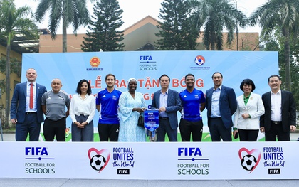 FIFA khơi nguồn cảm hứng bóng đá học đường