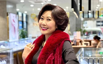 Vai diễn "nhiều tiền, ít học" đang gây sốt màn ảnh: Ngoài đời rất nghiêm khắc, nghe cách cô bảo vệ con khỏi những mối nguy hiểm mà nể