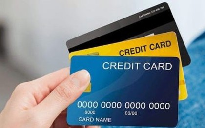 Sau “lùm xùm” Eximbank, NHNN yêu cầu rà soát cách tính lãi suất thẻ tín dụng