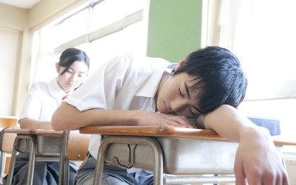 Hơn một nửa học sinh Nhật thiếu ngủ