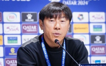HLV Shin Tae Yong mỉa mai trọng tài, ví trận thua của U23 Indonesia như trò hề